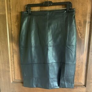 Ann Taylor Faux leather skirt - 12P